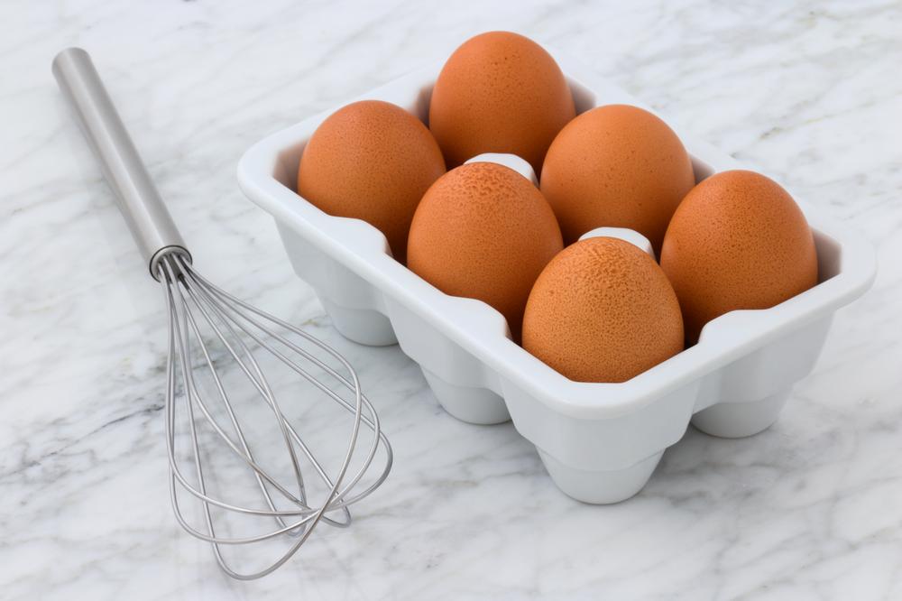 How Often Do Cockatiels Lay Eggs? (Realistic Answer)